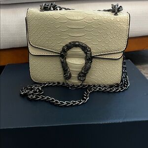 Elegant Cream Chain Bag